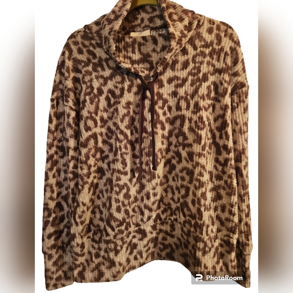 NWT Como Vintage Cowl neck Top